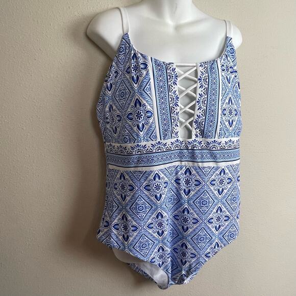 NWT La Blanca One Piece Swimsuit 22W Tummy Control Modest Cruise Strappy Back - Picture 3 of 12